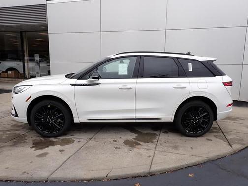 2026 Lincoln Corsair Reserve