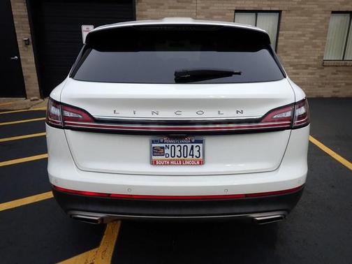 2023 Lincoln Nautilus Reserve