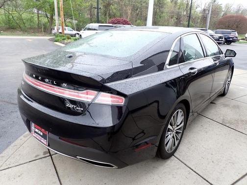 2020 Lincoln MKZ Standard