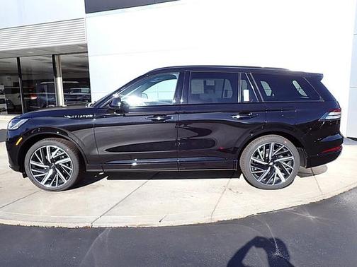 2025 Lincoln Aviator Black Label AWD