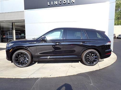 2025 Lincoln Aviator Premiere