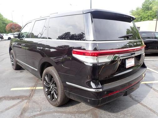 2024 Lincoln Navigator Reserve