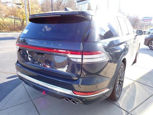 2025 Lincoln Aviator Black Label AWD