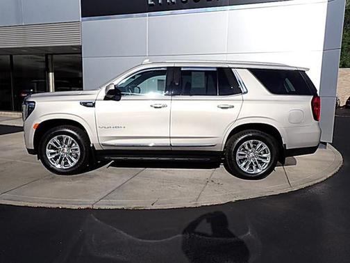 2021 GMC Yukon SLT