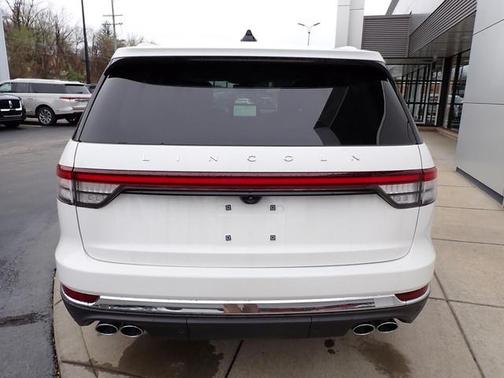 2025 Lincoln Aviator Premiere