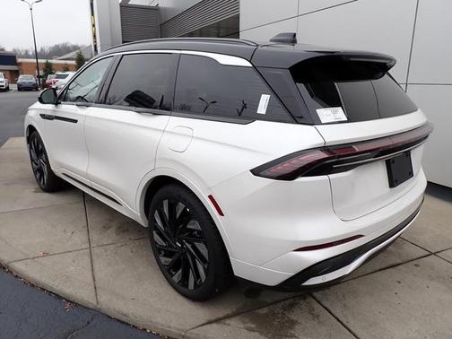 2026 Lincoln Nautilus Black Label