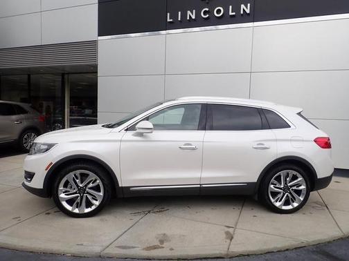 Photo 2 of 25 of 2018 Lincoln MKX Black Label