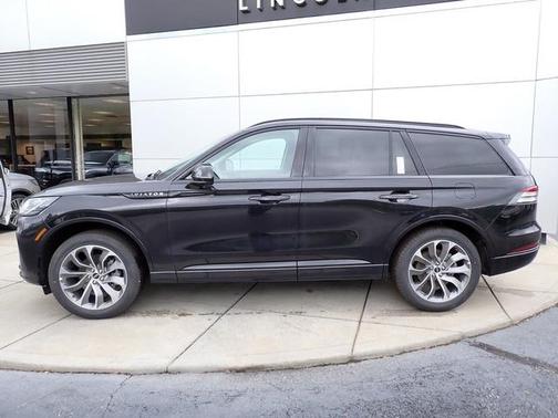 2025 Lincoln Aviator Premiere