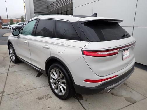 2022 Lincoln Corsair Standard