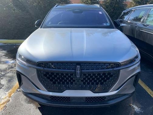 2024 Lincoln Nautilus Reserve