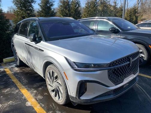 2024 Lincoln Nautilus Reserve