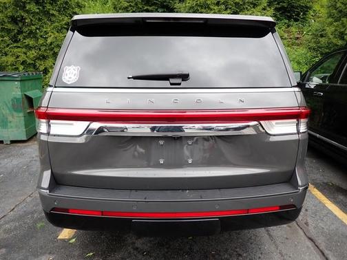 2023 Lincoln Navigator L Black Label