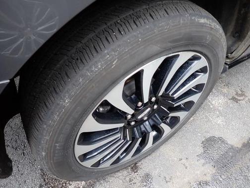 2023 Lincoln Navigator L Black Label