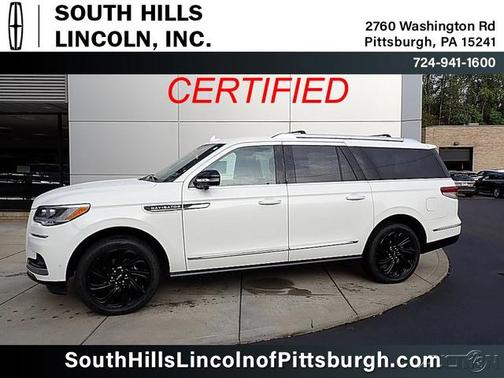 2022 Lincoln Navigator L Reserve