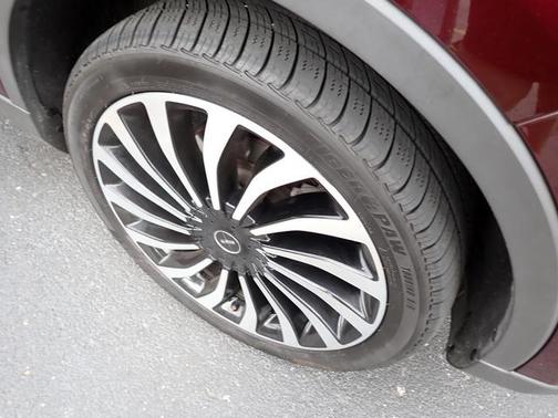2021 Lincoln Nautilus Black Label