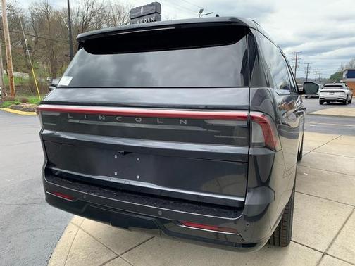 Gray 2026 Lincoln Navigator Reserve