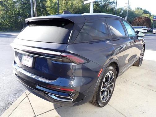 2024 Lincoln Nautilus Reserve