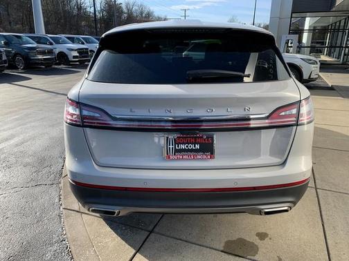 2022 Lincoln Nautilus Standard