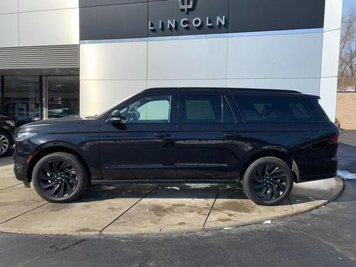 2025 Lincoln Navigator L Reserve