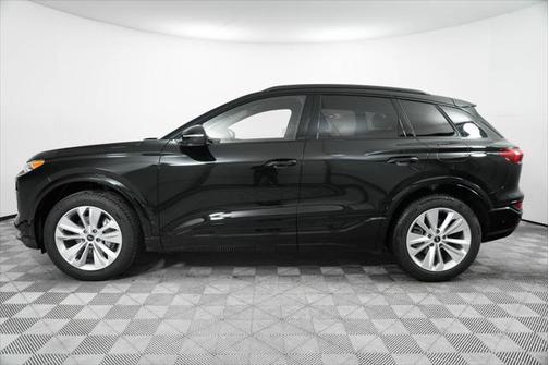 2025 Audi Q6 e-tron Premium