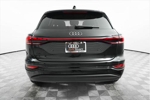 2025 Audi Q6 e-tron Premium