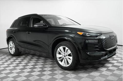 2025 Audi Q6 e-tron Premium