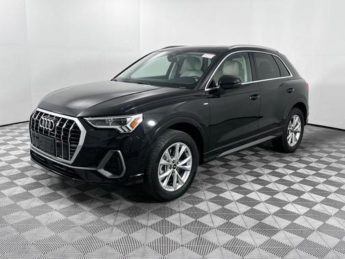 2023 Audi Q3 45 S line Premium Plus