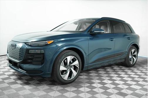2025 Audi Q6 e-tron Prestige quattro