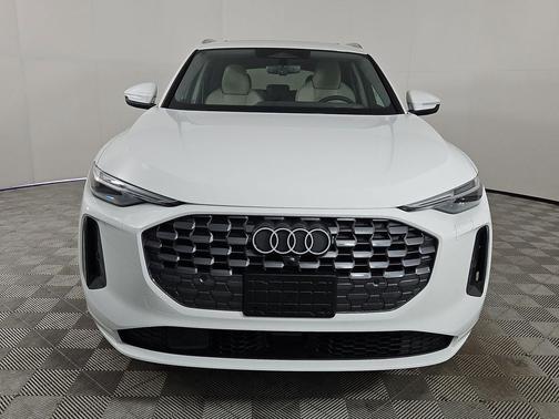 Arkona White 2026 Audi Q5 Premium Plus TFSI quattro S tronic