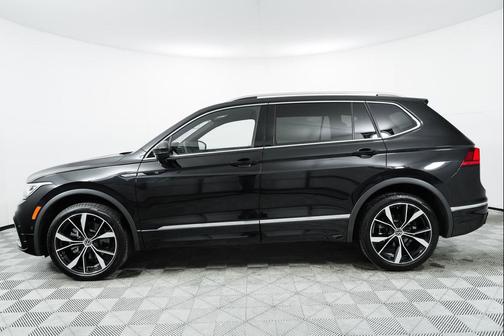 2024 Volkswagen Tiguan 2.0T SEL R-Line 4MOTION