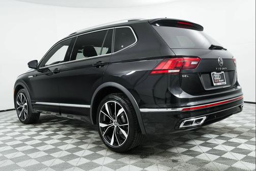 2024 Volkswagen Tiguan 2.0T SEL R-Line 4MOTION