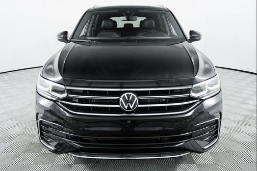 2024 Volkswagen Tiguan 2.0T SEL R-Line 4MOTION