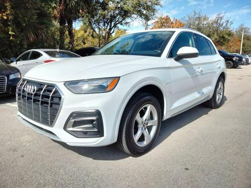 2024 Audi Q5 40 Premium