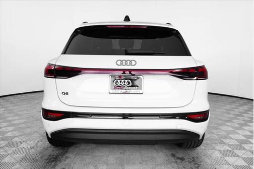 2025 Audi Q6 e-tron Premium