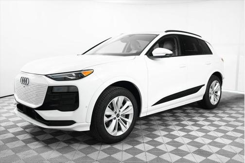 2025 Audi Q6 e-tron Premium