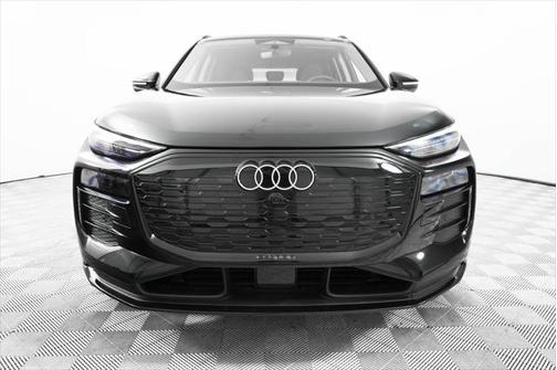 2025 Audi Q6 e-tron Premium Plus