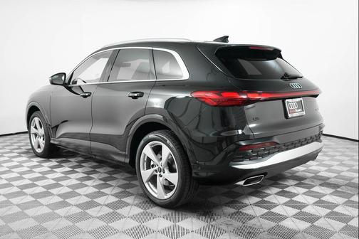 2025 Audi Q5 Prestige