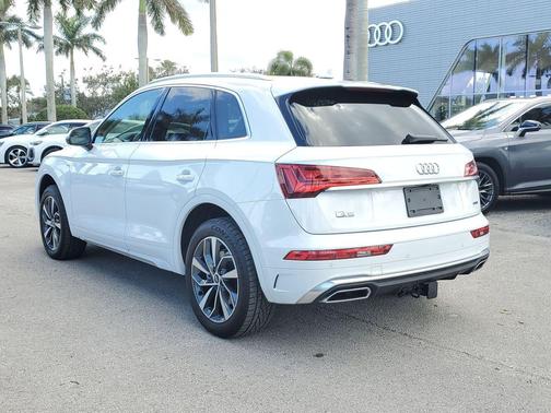 2023 Audi Q5 45 S line Premium Plus