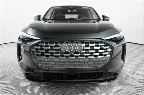 2025 Audi Q5 Premium