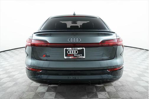 2024 Audi Q8 e-tron Premium Plus