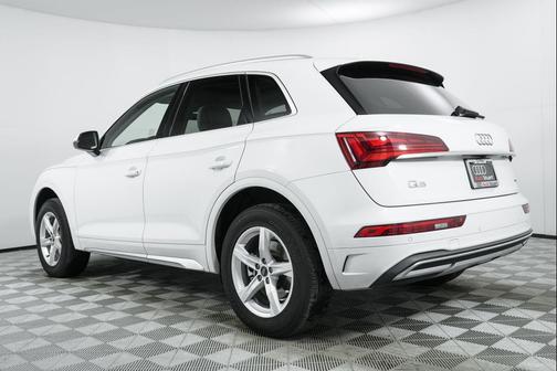 2023 Audi Q5 40 Premium