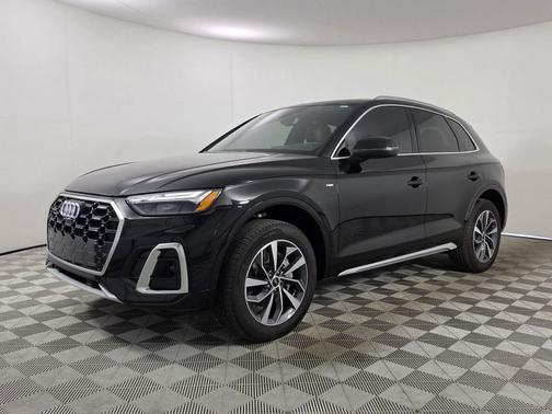 Mythos Black Metallic 2023 Audi Q5 45 S line Premium Plus