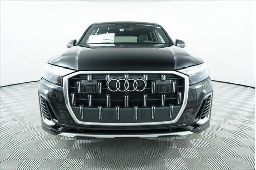 2025 Audi Q7 55 Prestige