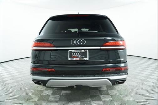 2025 Audi Q7 55 Prestige
