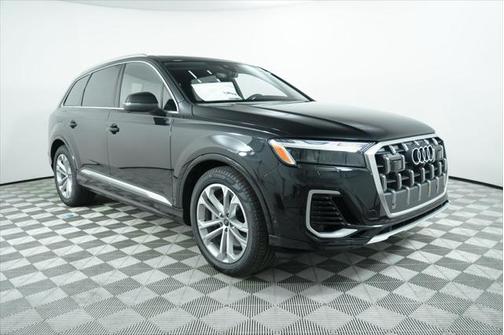 2025 Audi Q7 55 Prestige