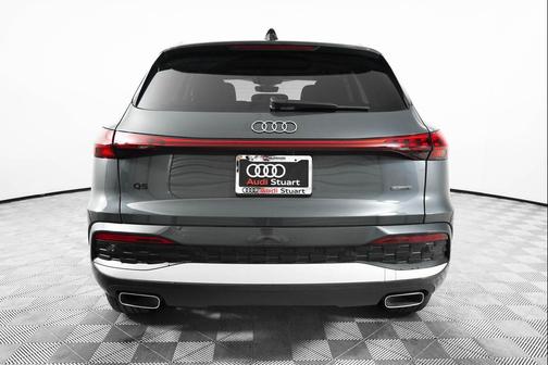2025 Audi Q5 Premium