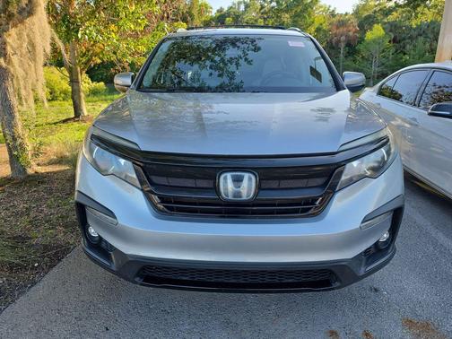 Lunar Silver Metallic 2021 Honda Pilot 2WD Special Edition
