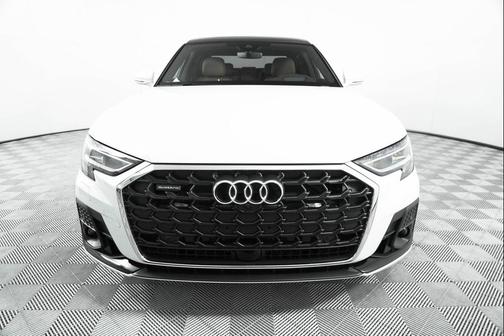 2025 Audi A8 L 55 TFSI quattro Tiptronic