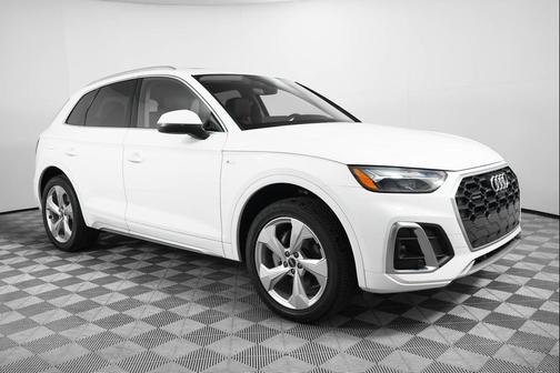 2023 Audi Q5 45 S line Premium Plus