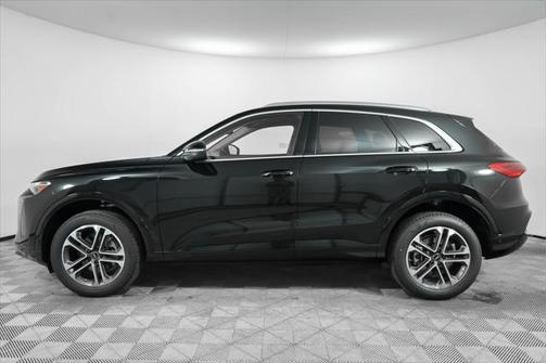 2025 Audi Q5 Premium
